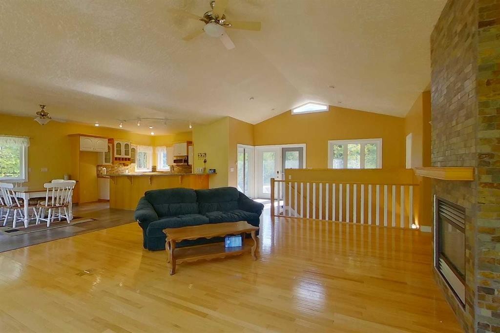 71 Lakeview Heights, Canyon Creek, AB
