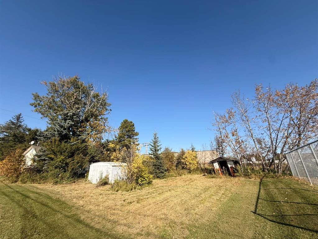 4601 52 Street, Entwistle, AB
