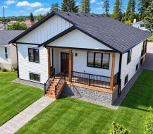 4920 10 Avenue Edson, AB T7E 1E6