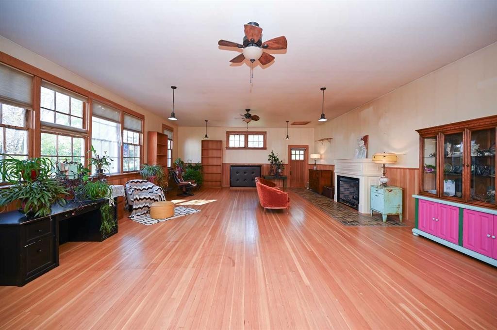 5014 50 Street, Colinton, AB
