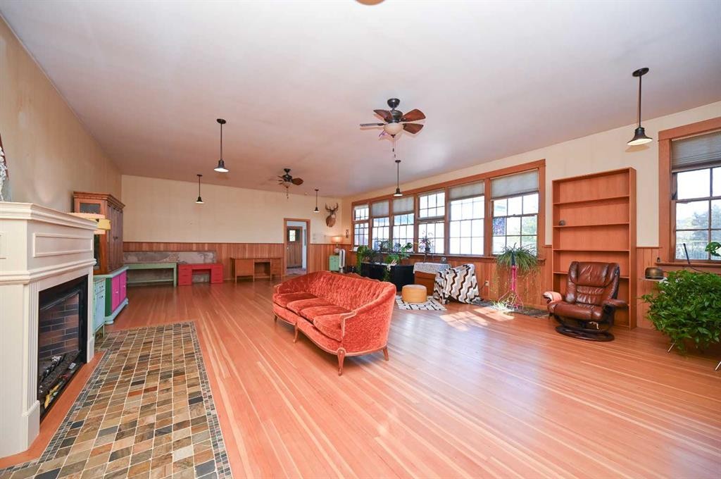 5014 50 Street, Colinton, AB