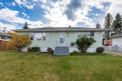 104 Fraser Street Hinton, AB T7V 1B7