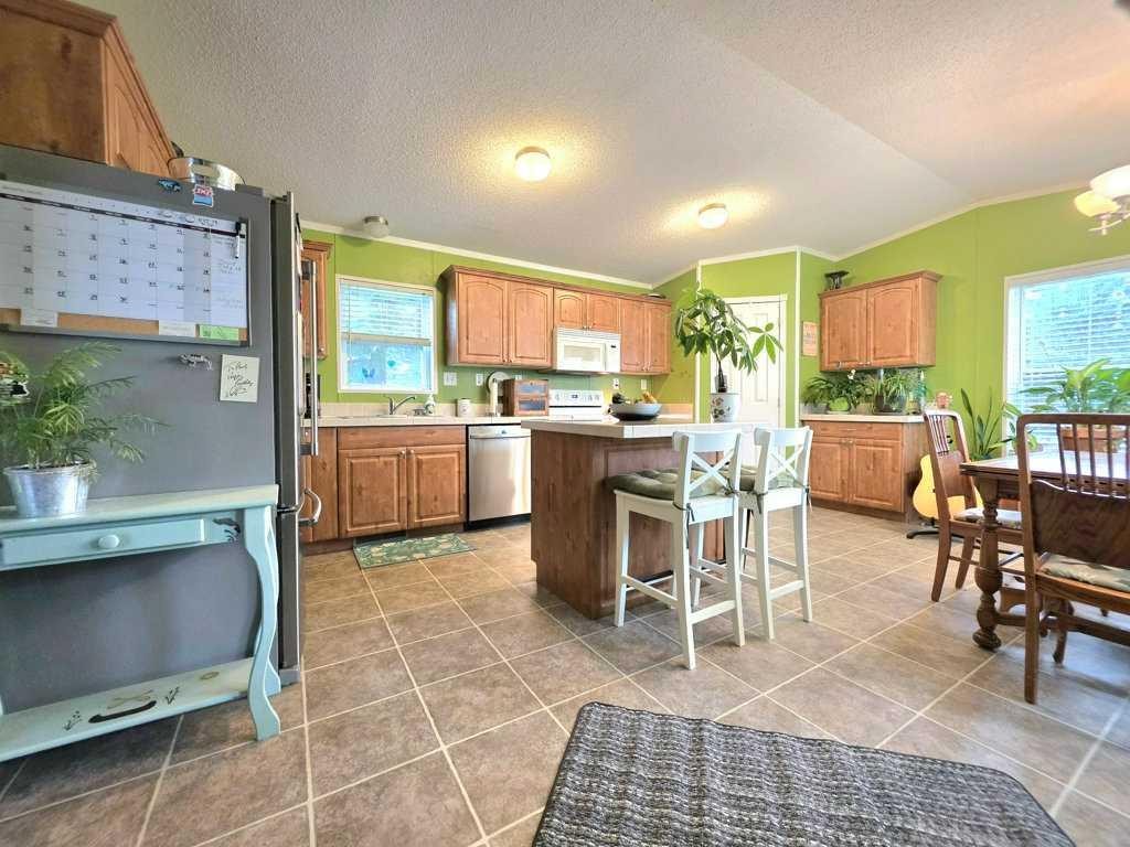 68-812 6 Avenue Sw, Slave Lake, AB