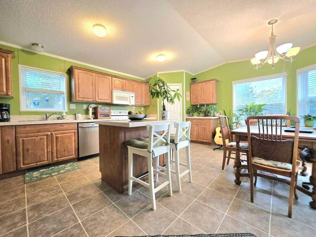 68-812 6 Avenue Sw, Slave Lake, AB