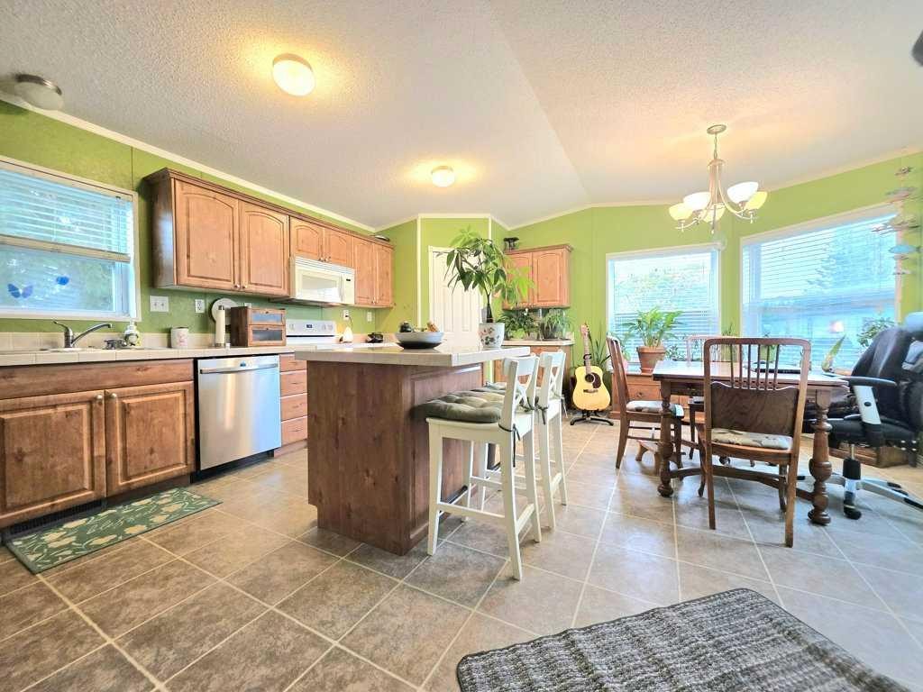 68-812 6 Avenue Sw, Slave Lake, AB