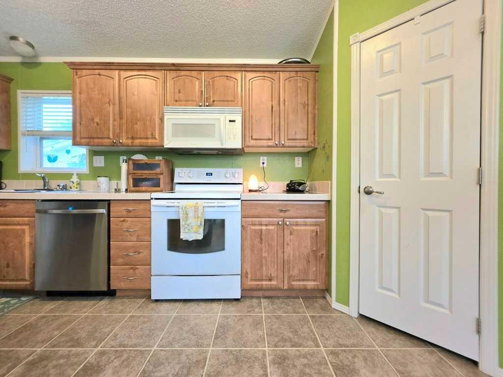68-812 6 Avenue Sw, Slave Lake, AB