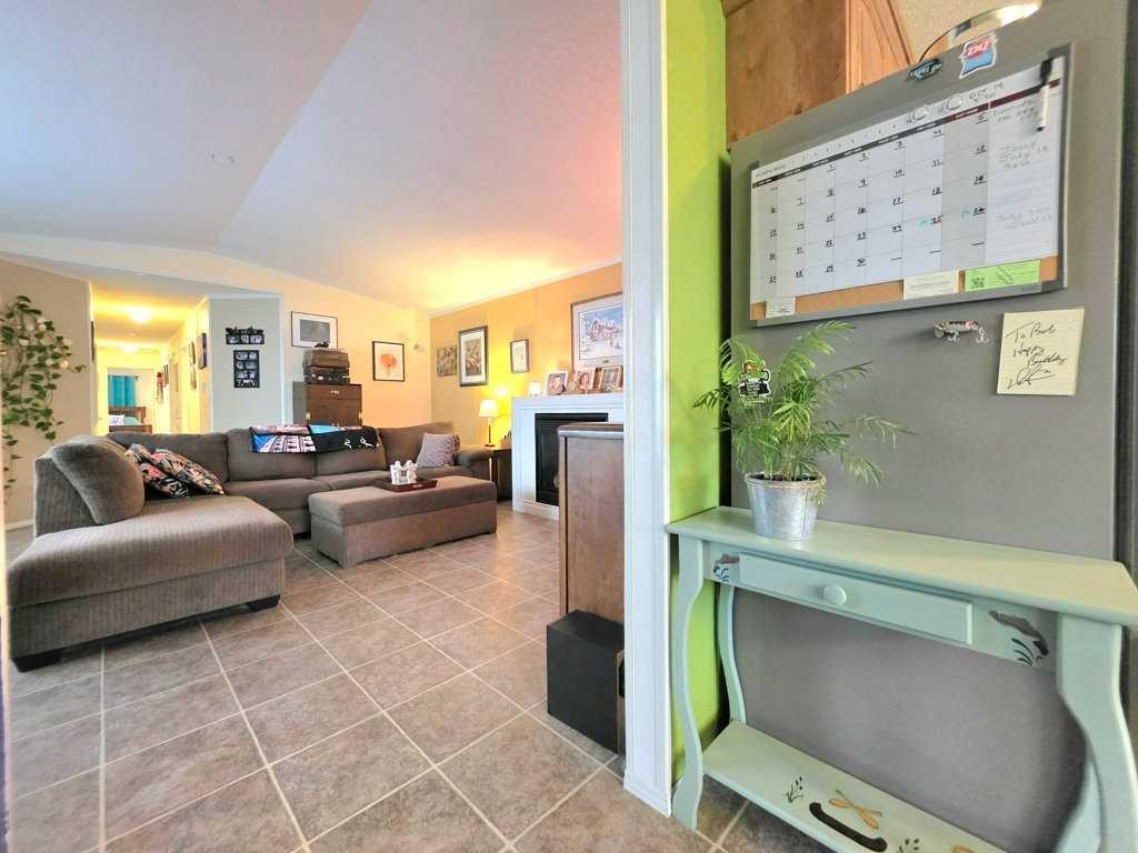 68-812 6 Avenue Sw, Slave Lake, AB