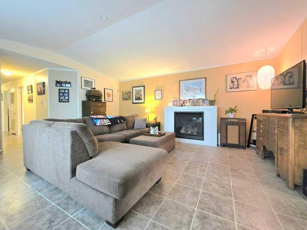 68-812 6 Avenue Sw, Slave Lake, AB