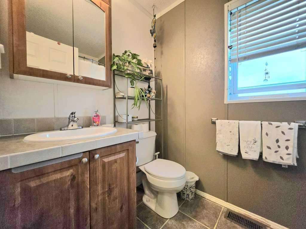 68-812 6 Avenue Sw, Slave Lake, AB