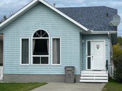 33 Graham Road Whitecourt, AB T7S 1B7