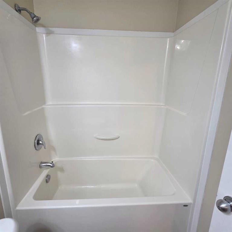 4-624 41 Street, Edson, AB
