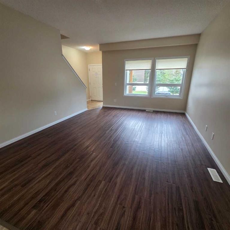 4-624 41 Street, Edson, AB