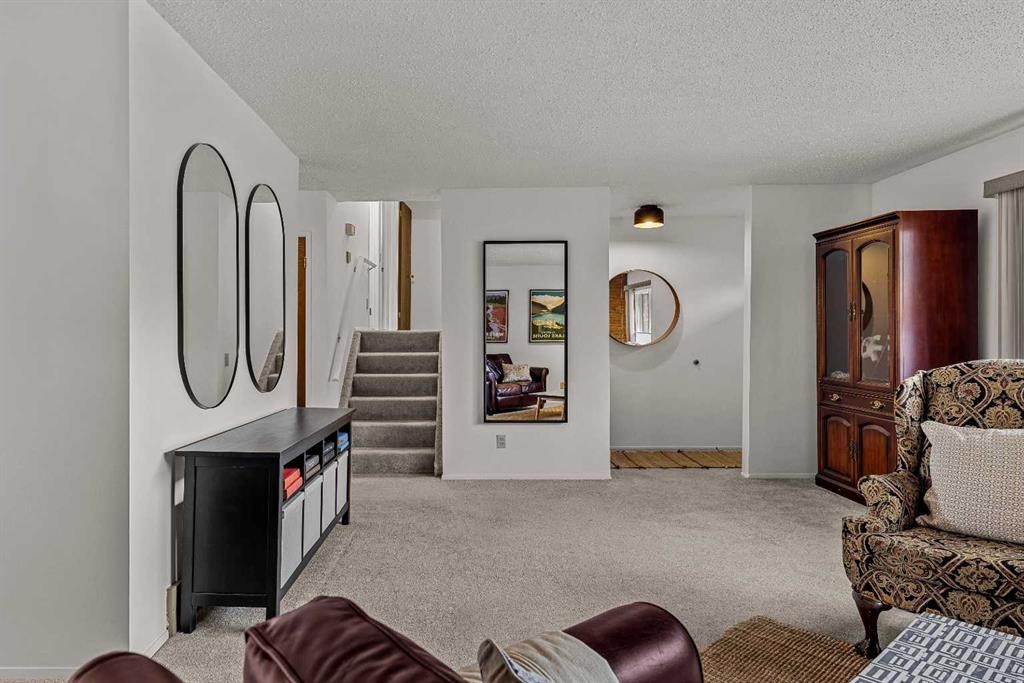 32 Mount Peechee Place, Canmore, AB