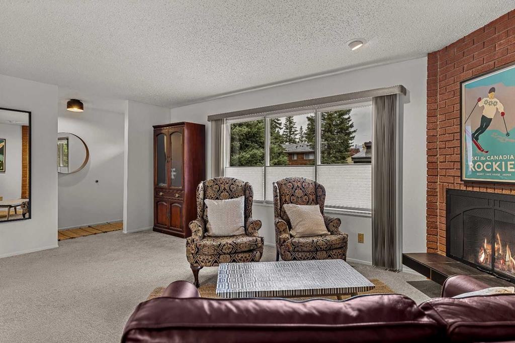 32 Mount Peechee Place, Canmore, AB