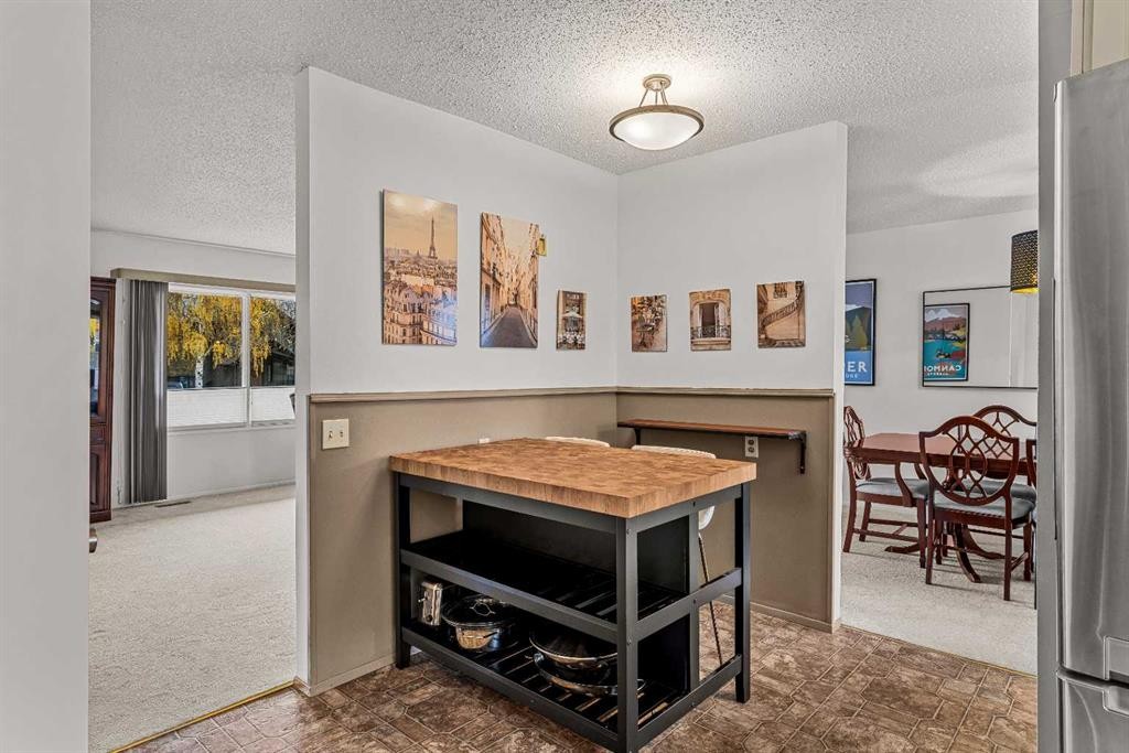 32 Mount Peechee Place, Canmore, AB