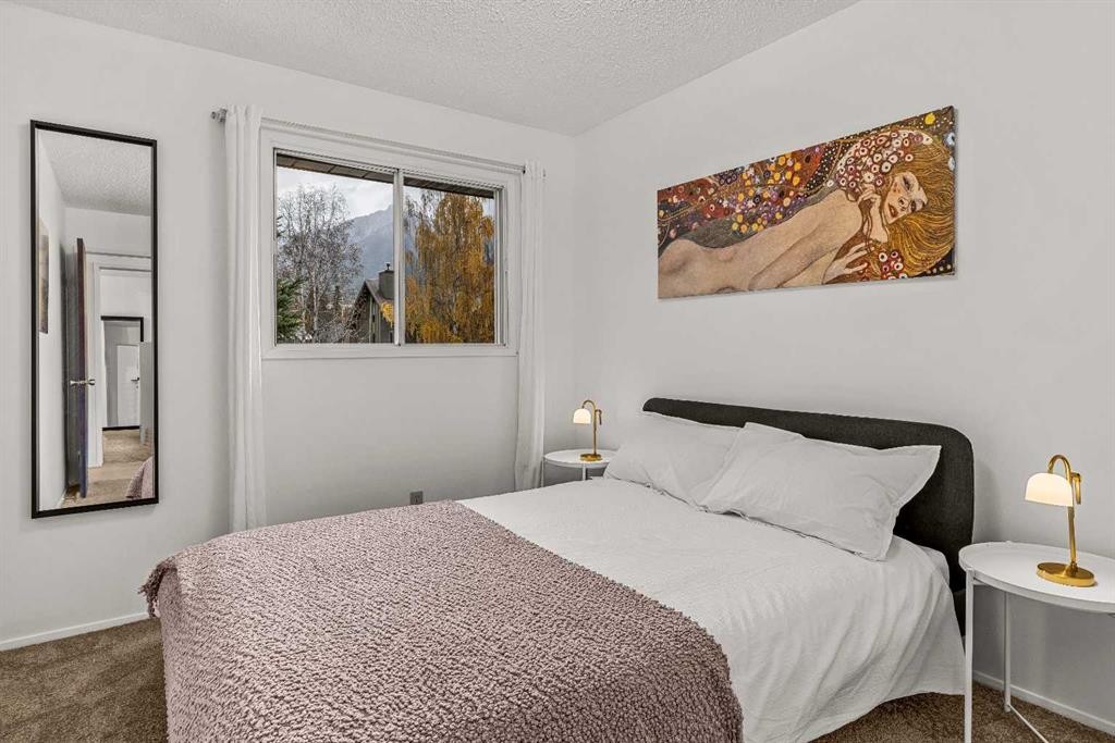 32 Mount Peechee Place, Canmore, AB