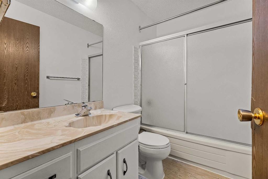 32 Mount Peechee Place, Canmore, AB