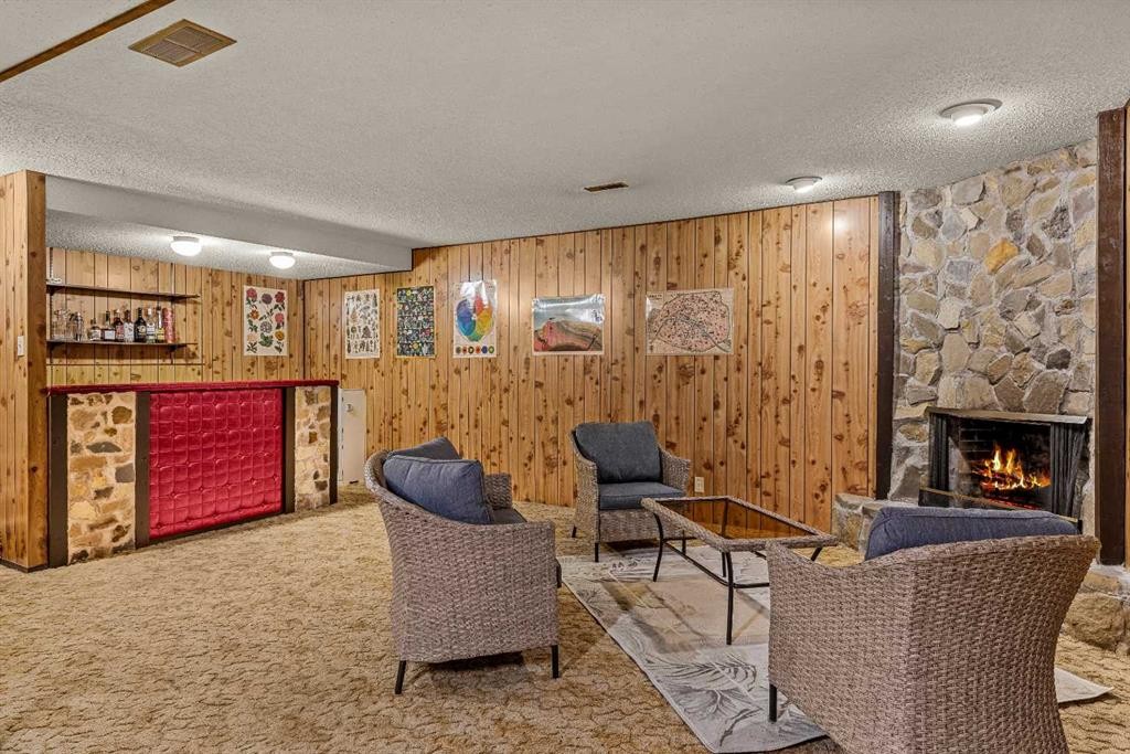 32 Mount Peechee Place, Canmore, AB