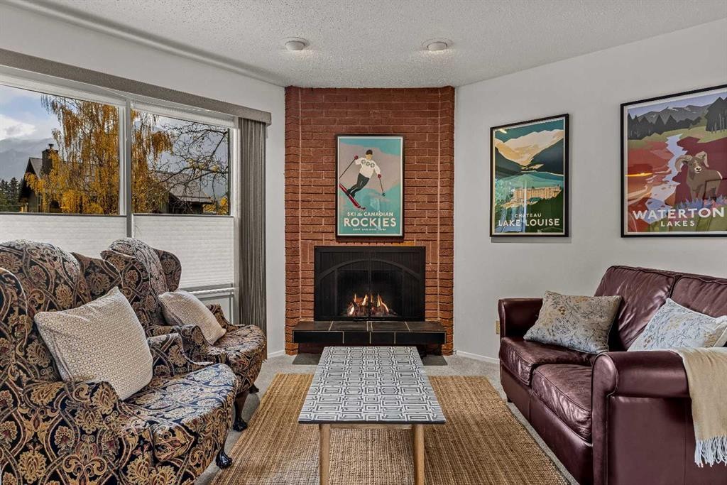 32 Mount Peechee Place, Canmore, AB