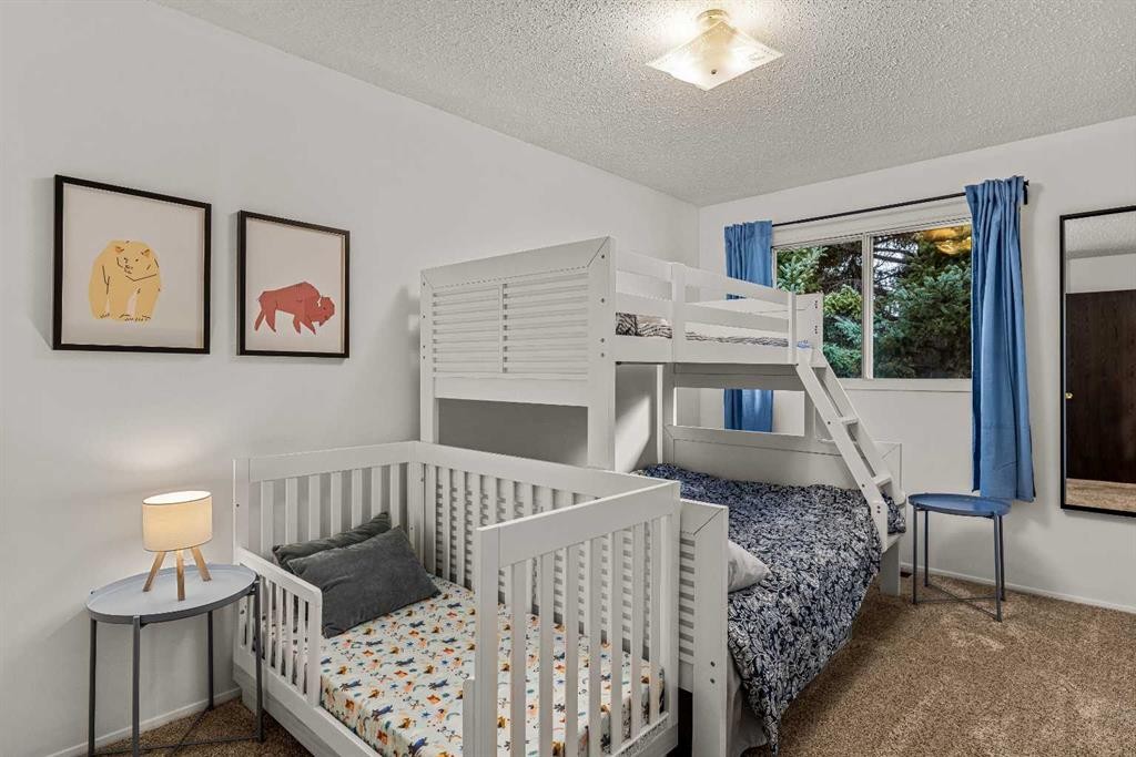 32 Mount Peechee Place, Canmore, AB