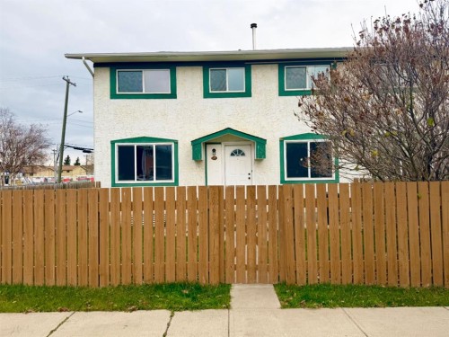 29-110 Tamarack Avenue  Hinton, AB T7V 1C5