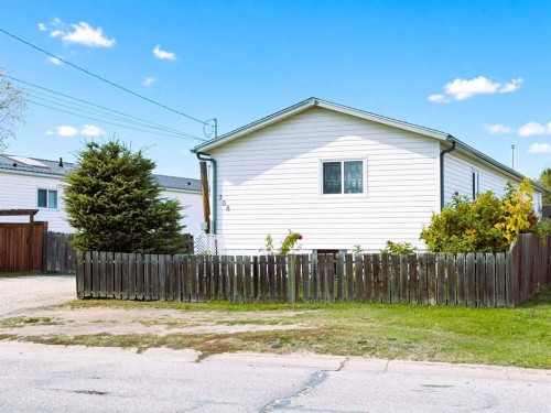 308 1A Avenue SW Slave Lake, AB T0G 2A4