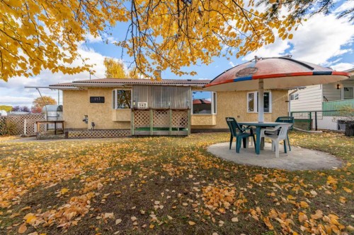 147 Meadow Drive  Hinton, AB T7V 1N7