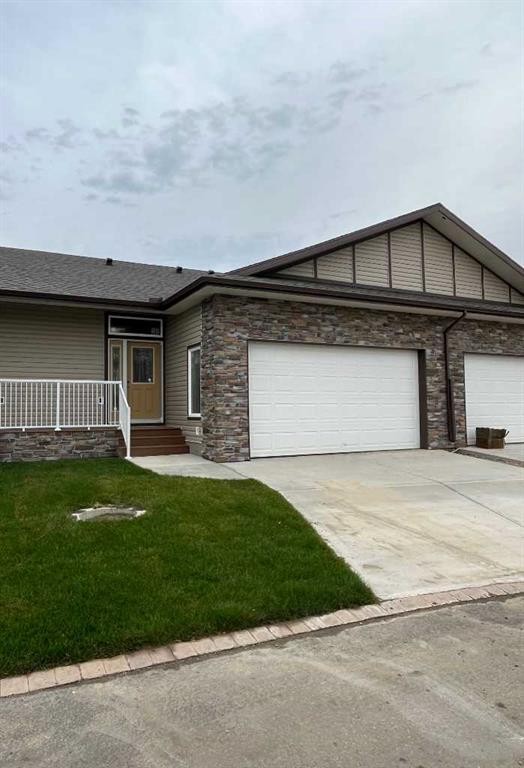 23 Garden Way, Drumheller, AB - Outdoor