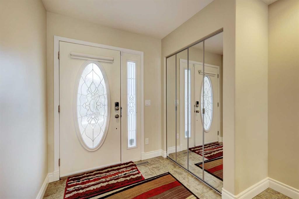 24 Garden Way, Drumheller, AB - Indoor Photo Showing Other Room