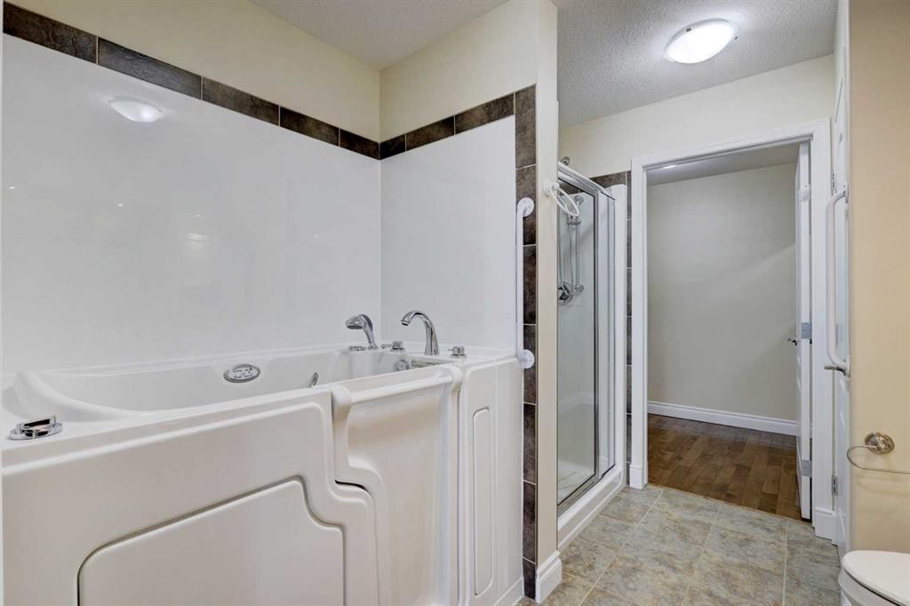 24 Garden Way, Drumheller, AB - Indoor Photo Showing Other Room