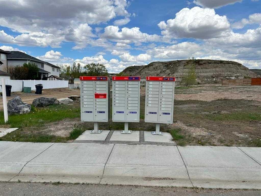 160 10 Avenue Se, Drumheller, AB