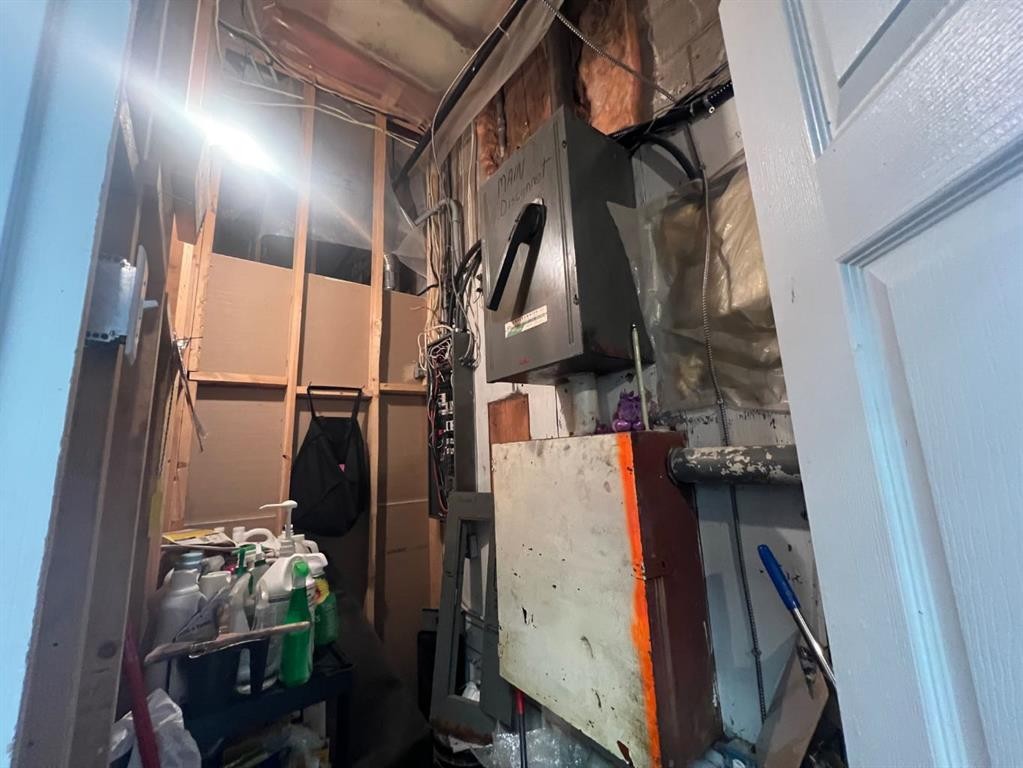 360 4 Street West, Drumheller, AB