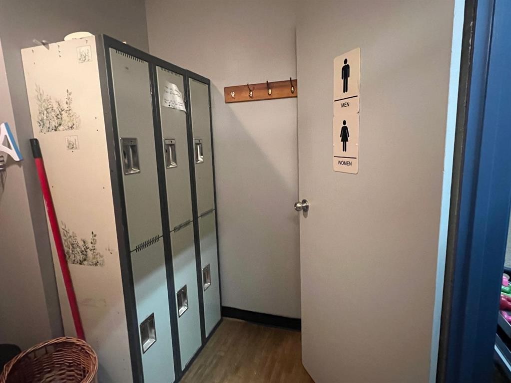 360 4 Street West, Drumheller, AB