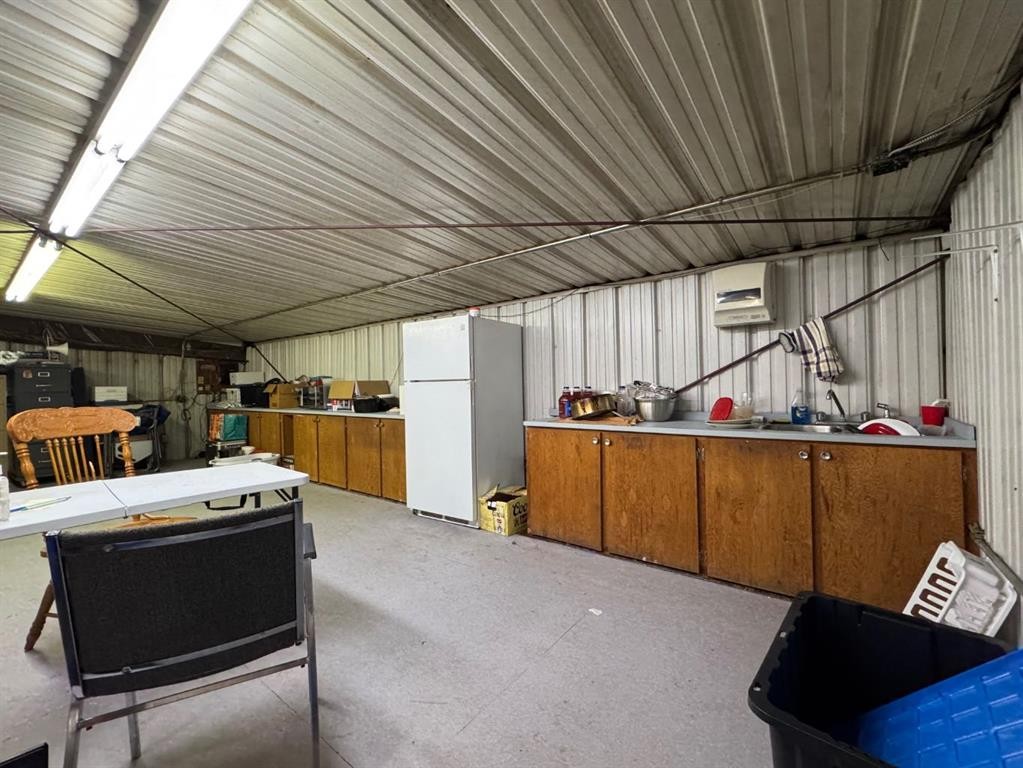 219 Railway Avenue Se, Youngstown, AB