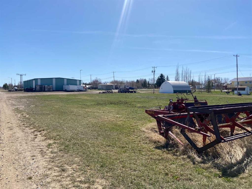 219 Railway Avenue Se, Youngstown, AB