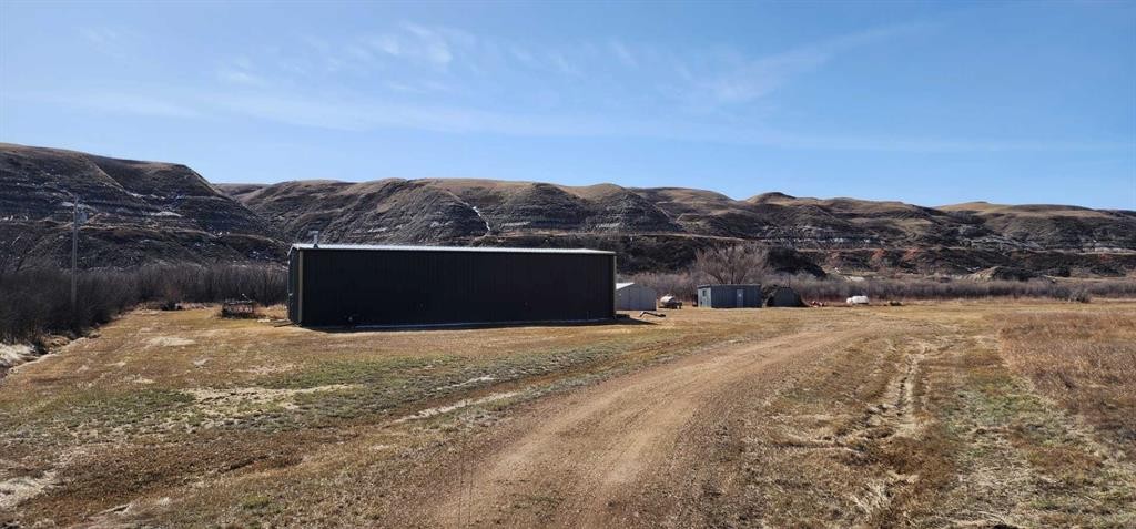 5235 Highway 10, Drumheller, AB