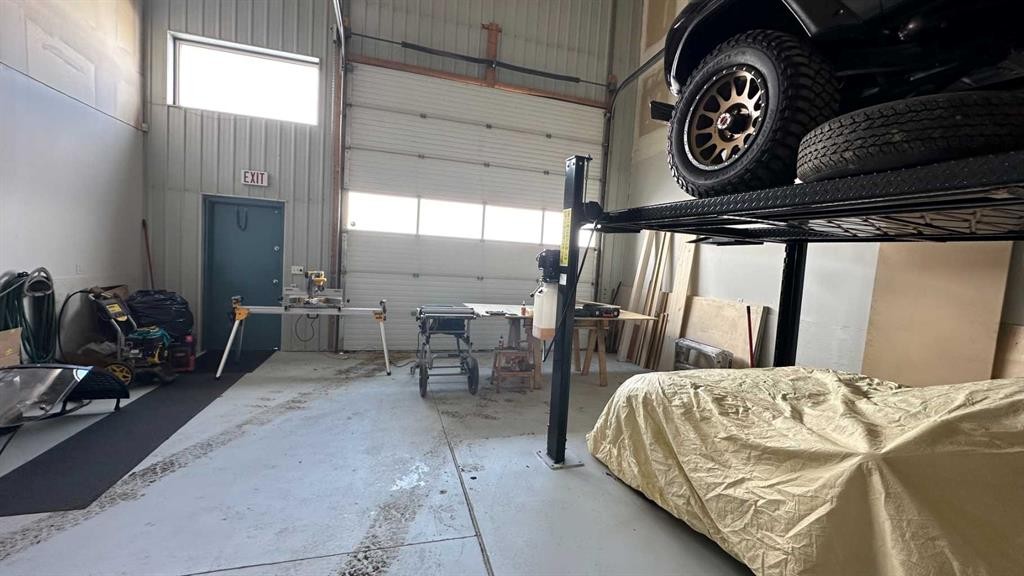 27 Mccool Crescent, Crossfield, AB