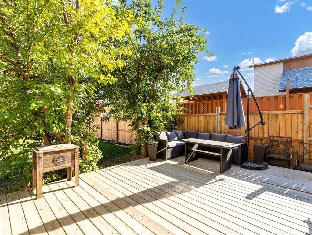 517 Tulip Street, Rosemary, AB - Outdoor With Deck Patio Veranda