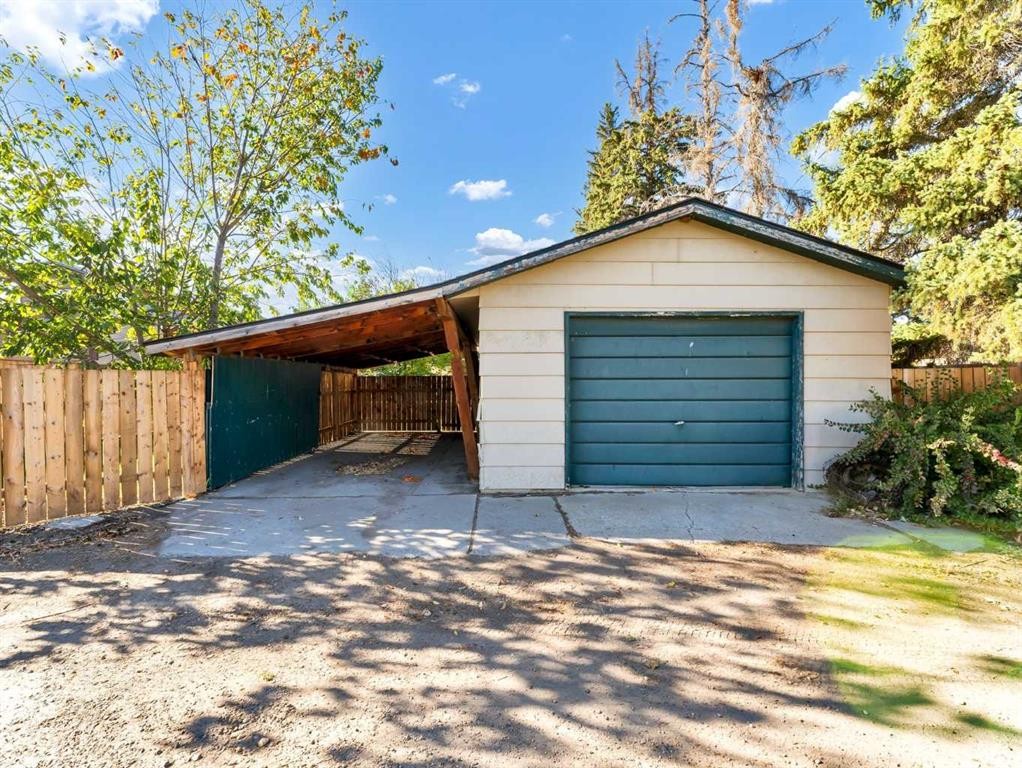 517 Tulip Street, Rosemary, AB - Outdoor