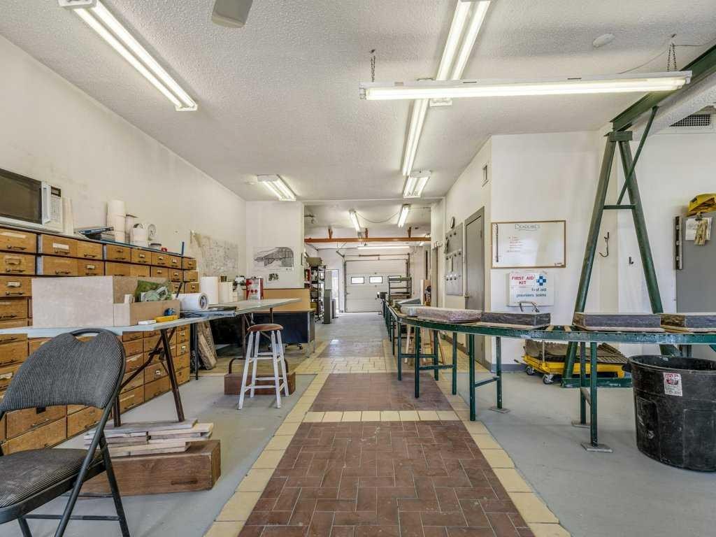 121 13 Street North, Lethbridge, AB