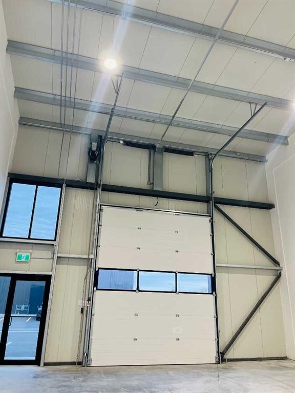 60-1313 30 Street North, Lethbridge, AB