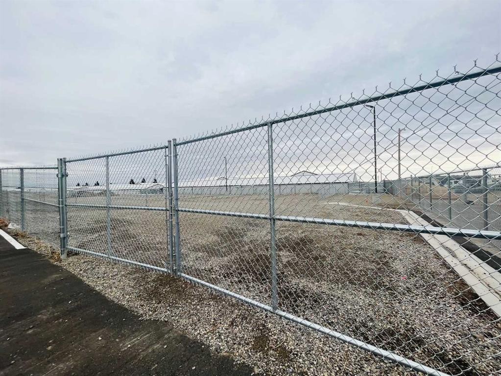 60-1313 30 Street North, Lethbridge, AB