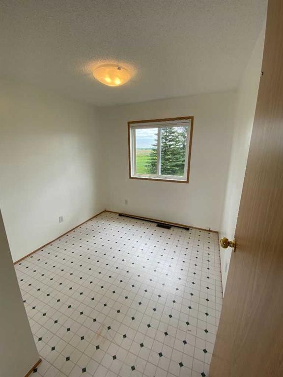 11 Sagebrush Estates, Rural Newell, County Of, AB