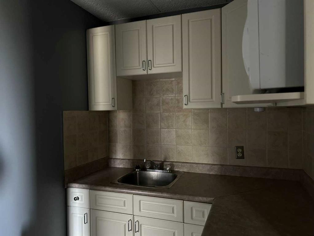 Highway 27, Rural Mountain View County, AB