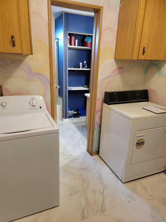 218 3 Avenue East, Cereal, AB - Indoor Photo Showing Laundry Room