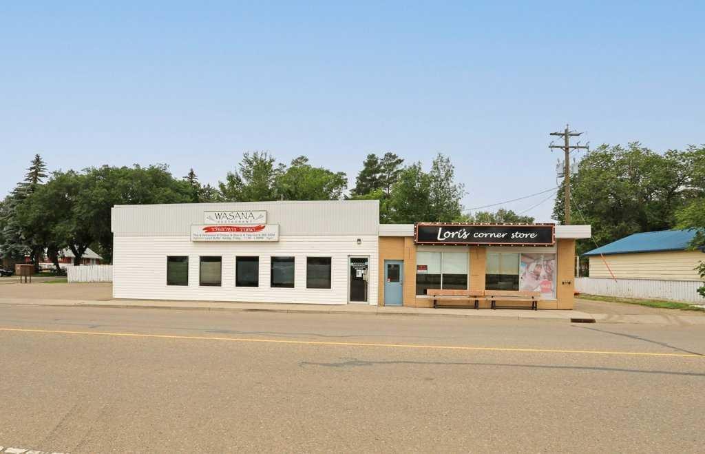 135 Young Road, Brooks, AB
