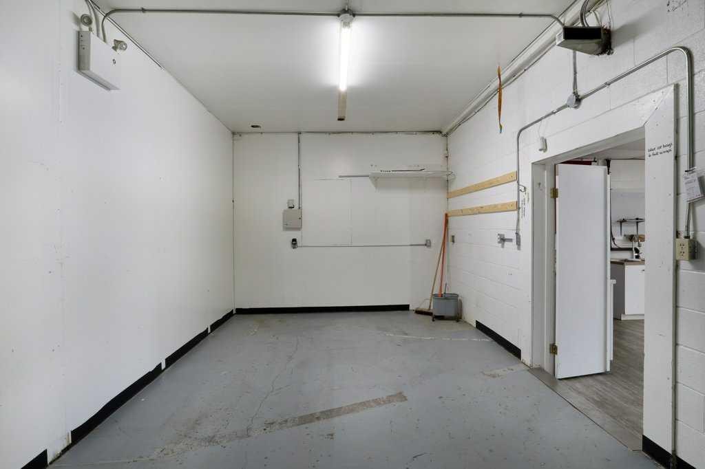 135 Young Road, Brooks, AB