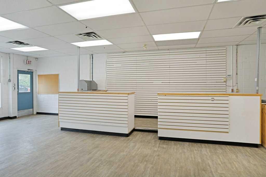 135 Young Road, Brooks, AB