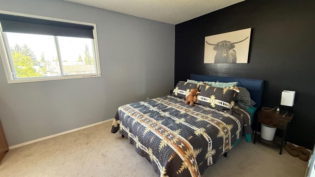 109 Winkler Drive, Hanna, AB - Indoor Photo Showing Bedroom