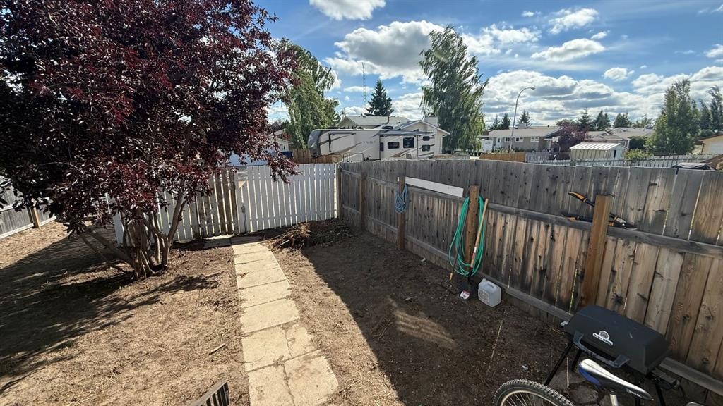 109 Winkler Drive, Hanna, AB - Outdoor
